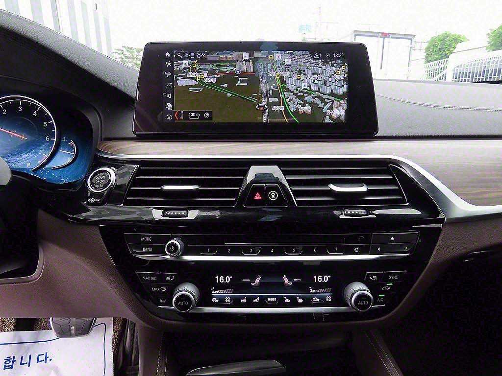 BMW 5 Series - Vista 12