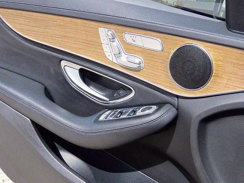 Mercedes Benz C Class - Vista 12