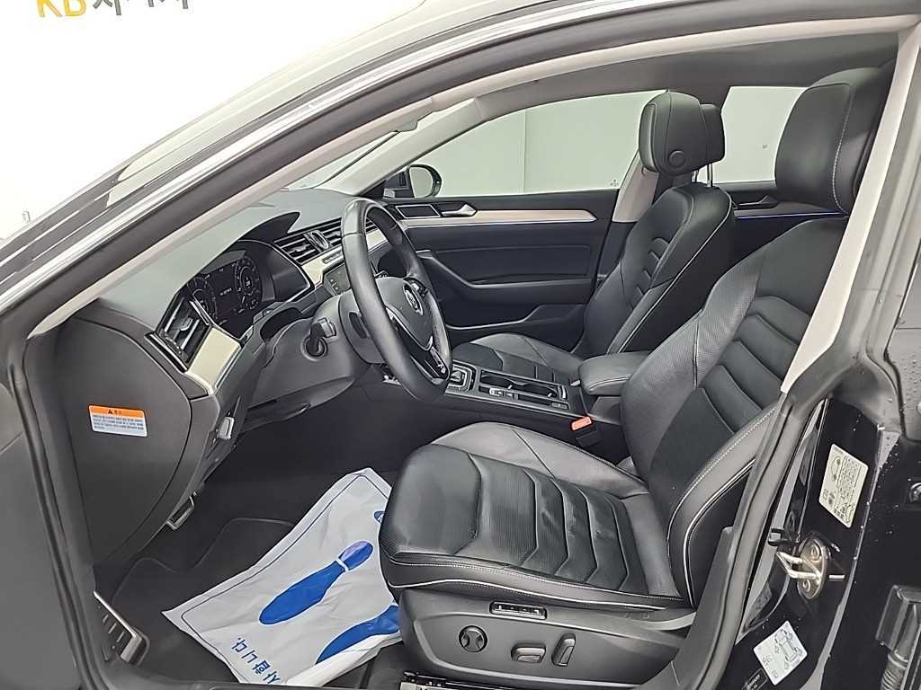 Volkswagen Arteon - Vista 11