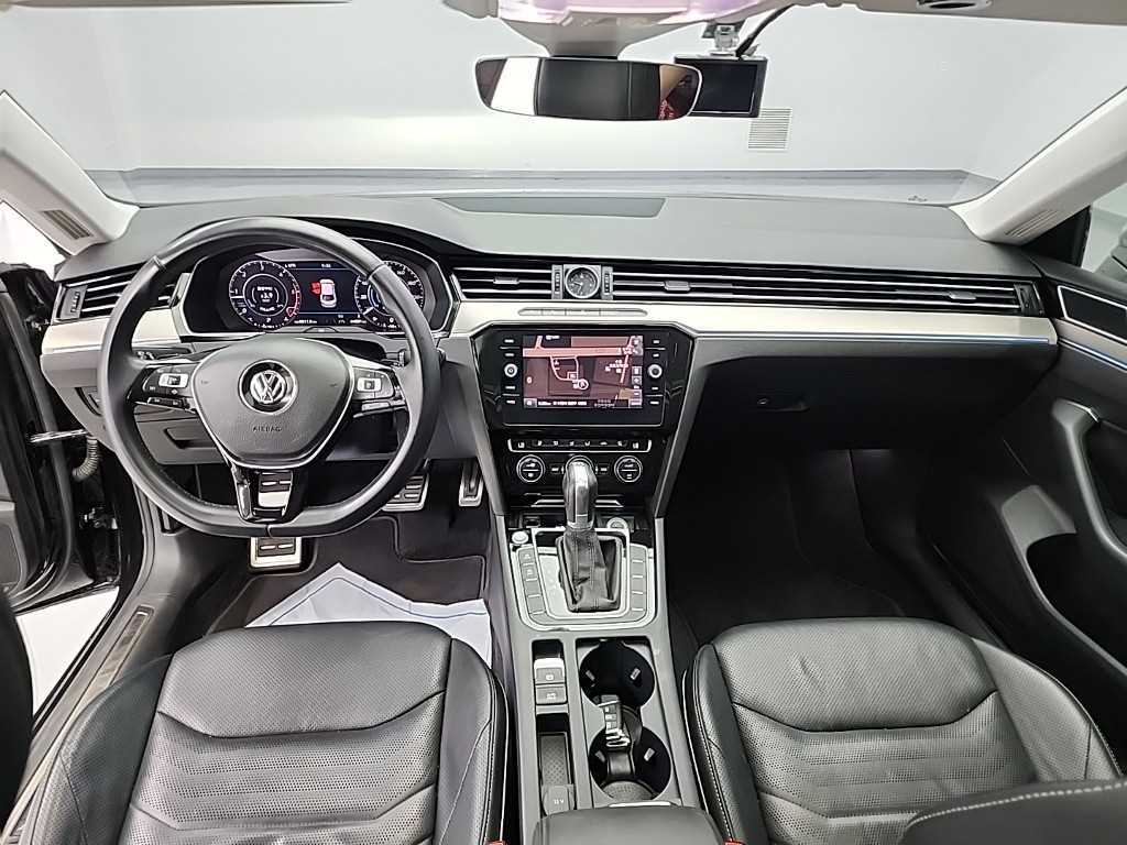 Volkswagen Arteon - Vista 7