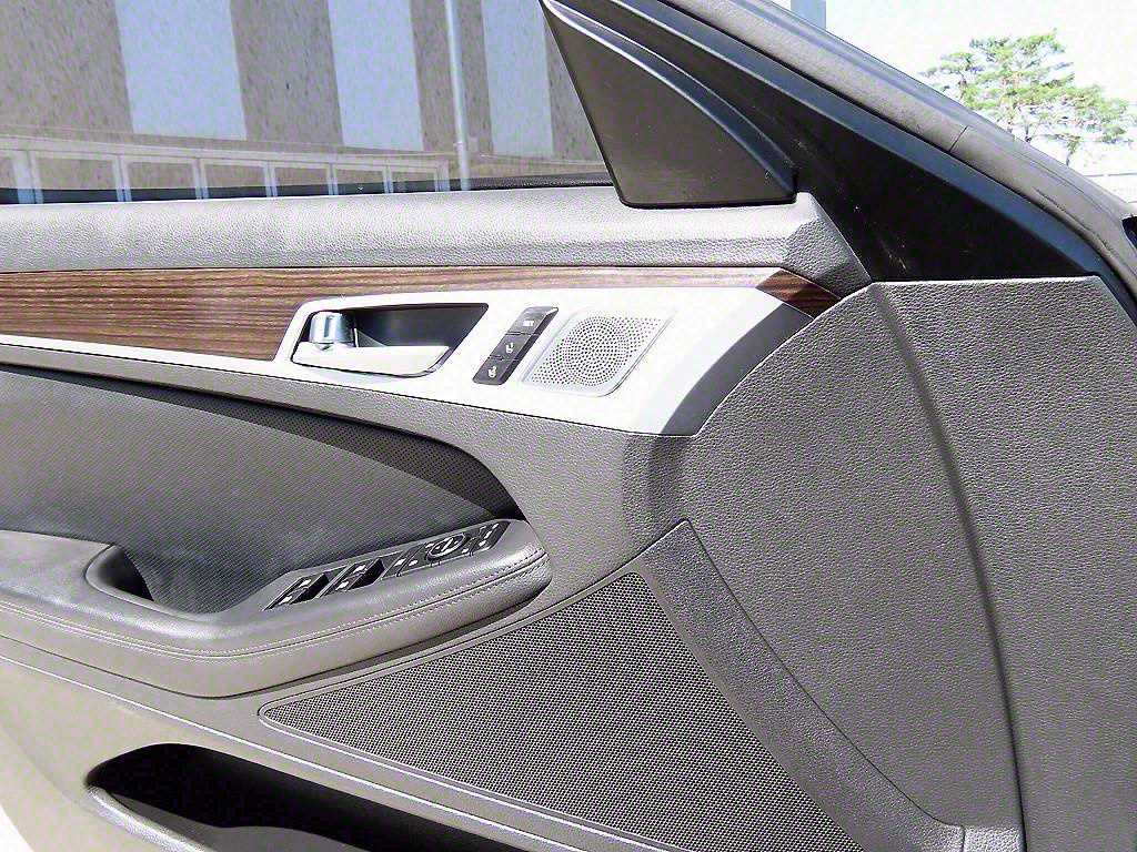 Genesis G80 - Vista 12