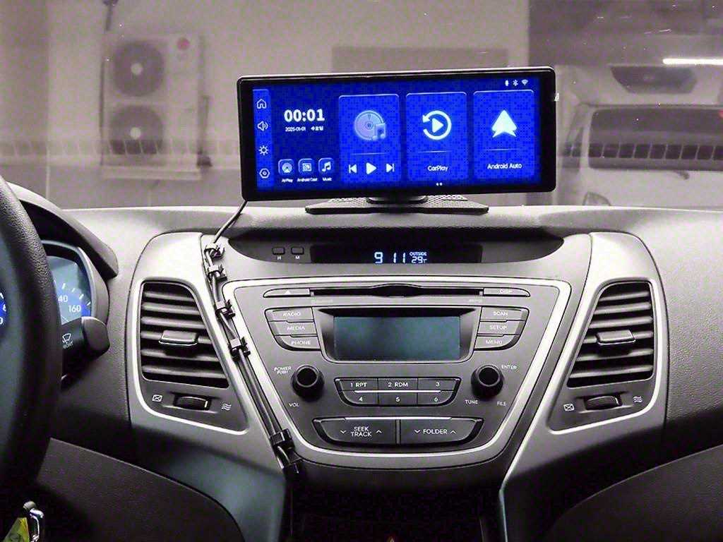 HYUNDAI Avante - Vista 9