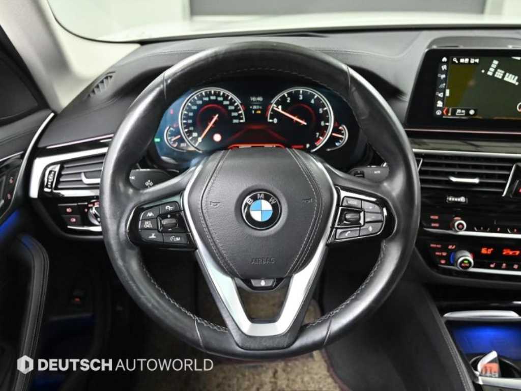 BMW 5 Series 2018 Blanco - Importación desde Corea - HF Imports Iquique - Foto 13