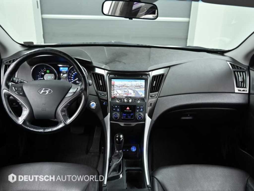 HYUNDAI Sonata - Vista 7