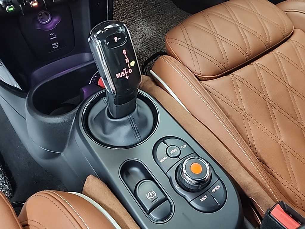 Mini Cooper Convertible - Vista 10