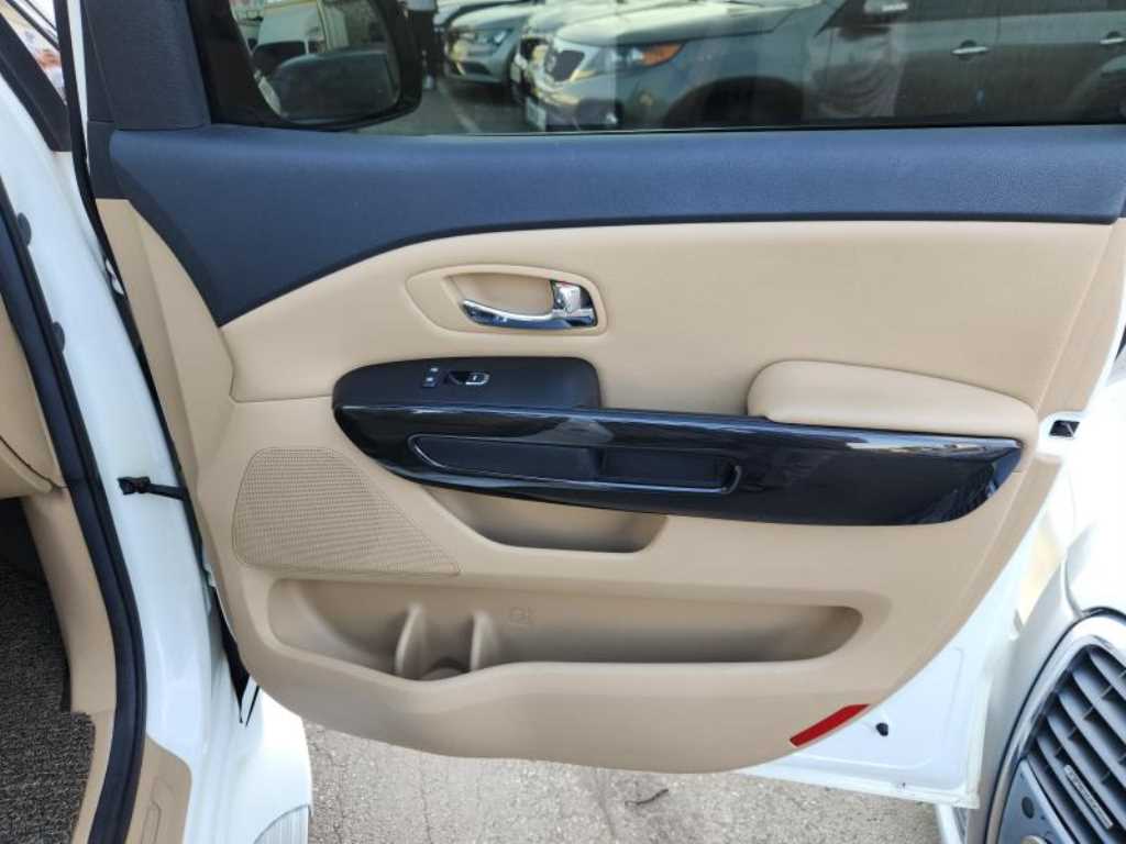 KIA Carnival 2016 - Importación desde Corea - HF Imports Iquique - Foto 17