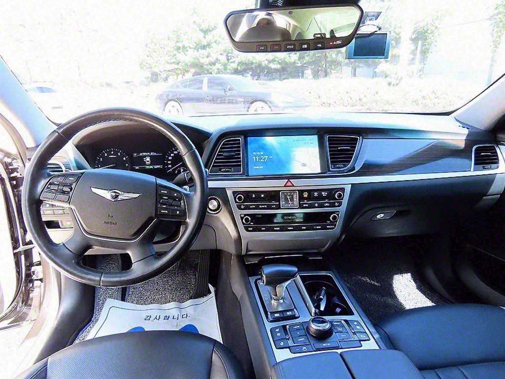 Genesis G80 - Vista 7