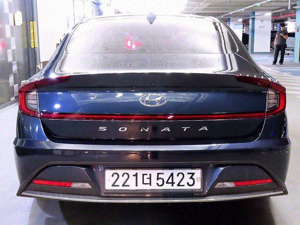 HYUNDAI Sonata - Vista 5