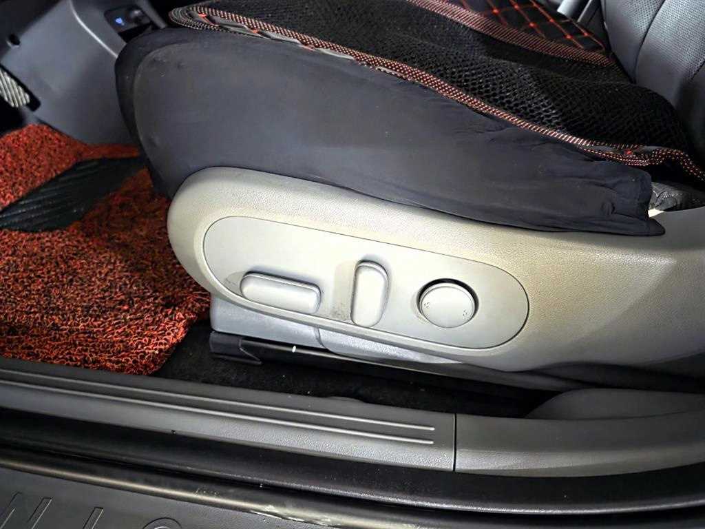 HYUNDAI Ioniq 5 - Vista 6