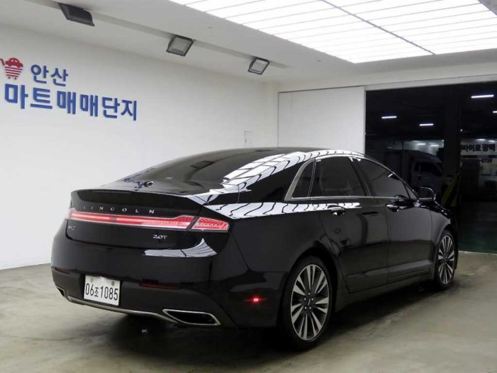 Lincoln MKZ - Vista 4