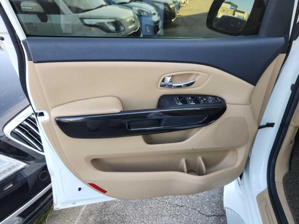 KIA Carnival 2016 - Importación desde Corea - HF Imports Iquique - Foto 16