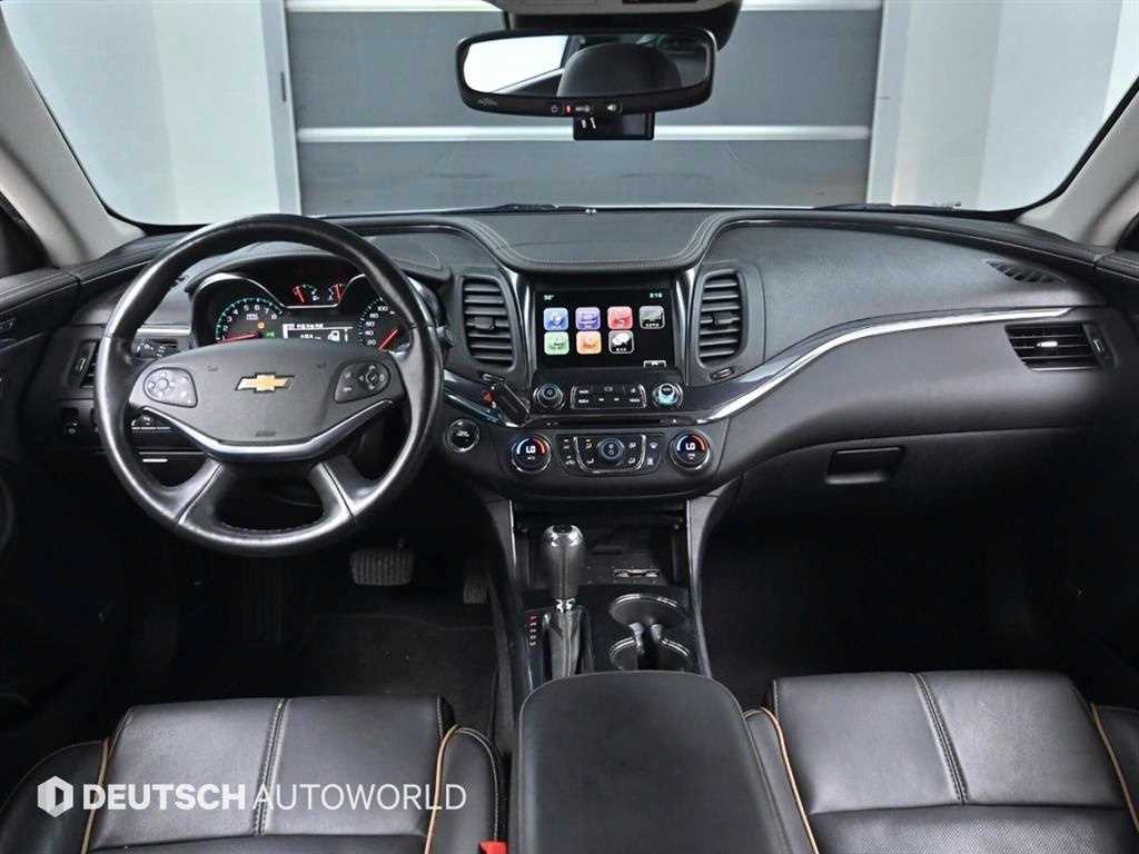 Chevrolet Impala - Vista 7