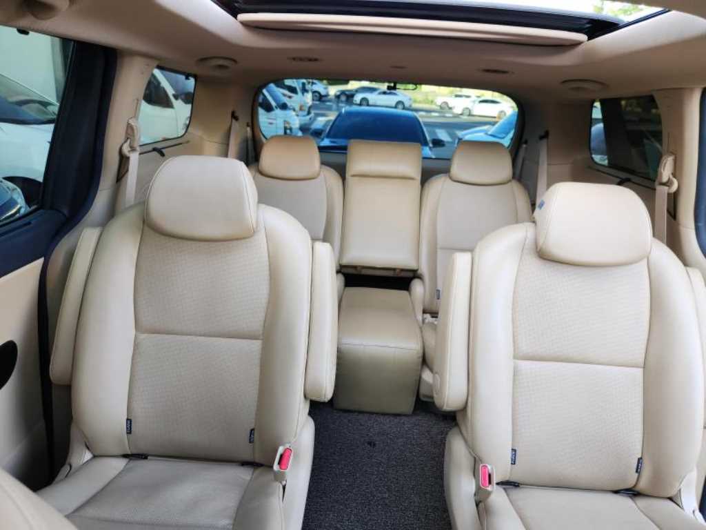 KIA Carnival 2016 - Importación desde Corea - HF Imports Iquique - Foto 13