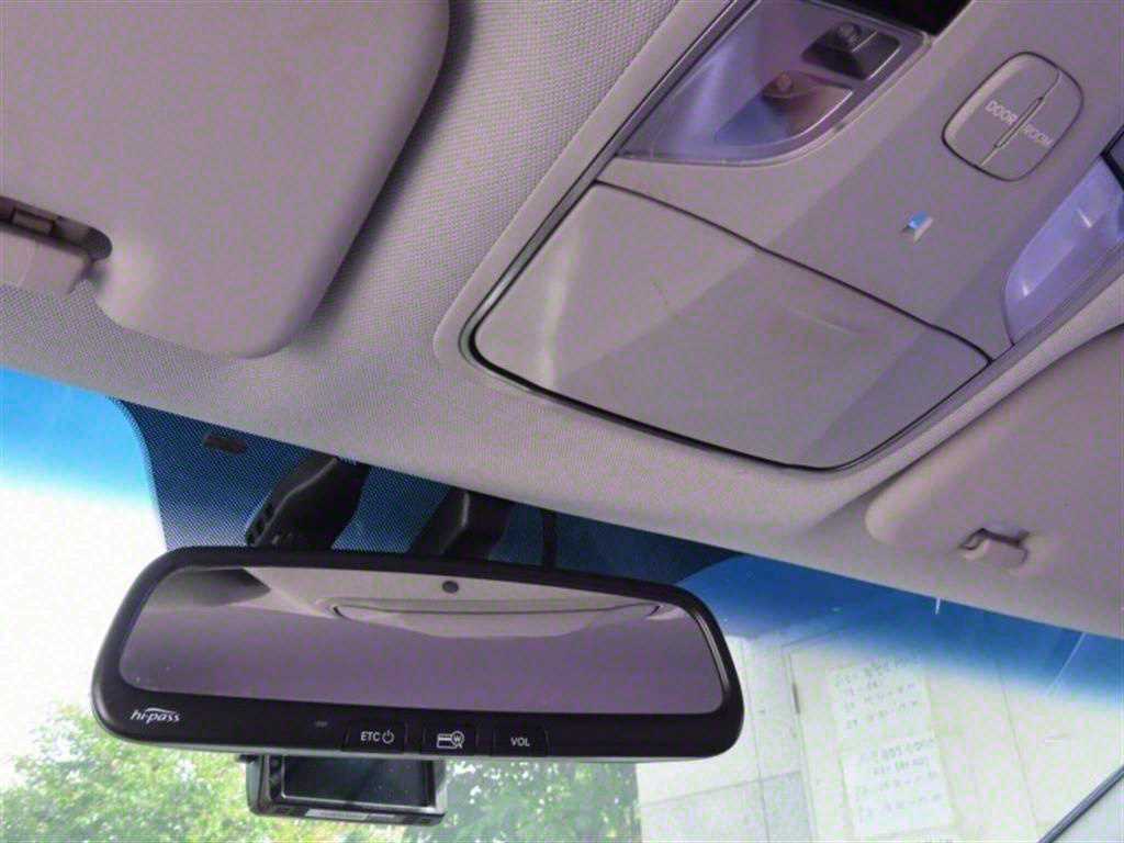 HYUNDAI Sonata - Vista 10