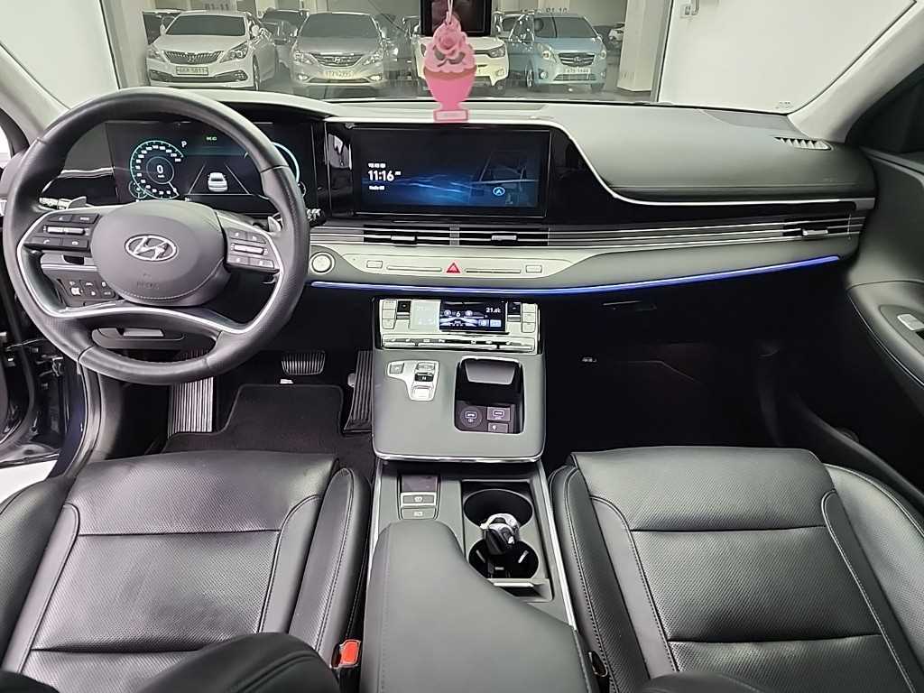 HYUNDAI Grandeur - Vista 7