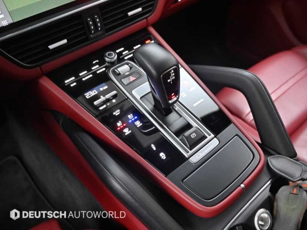 Porsche Cayenne - Vista 9