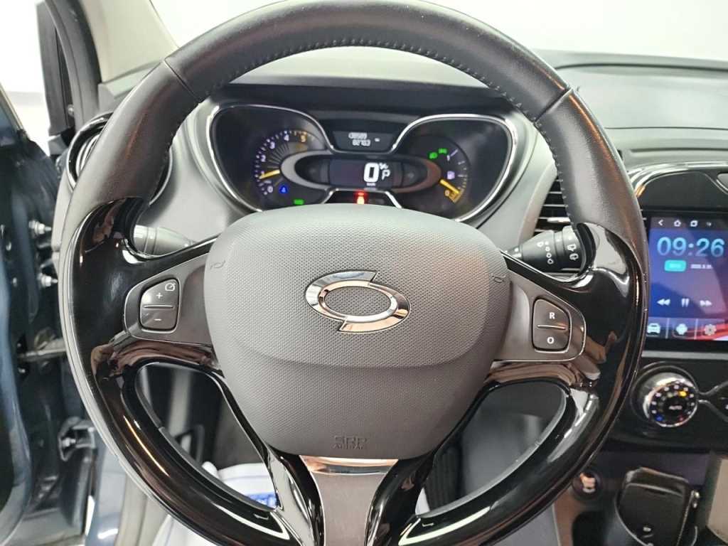 SAMSUNG QM3 - Vista 9