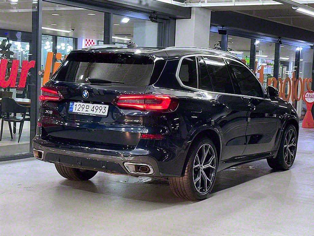BMW X5 - Vista 4
