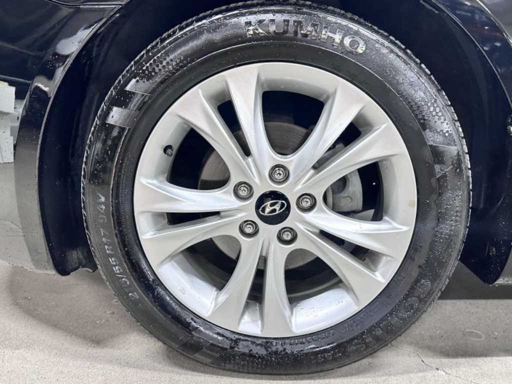 HYUNDAI Sonata - Vista 5