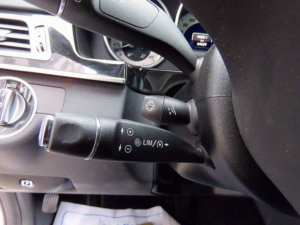 Mercedes Benz E class - Vista 11