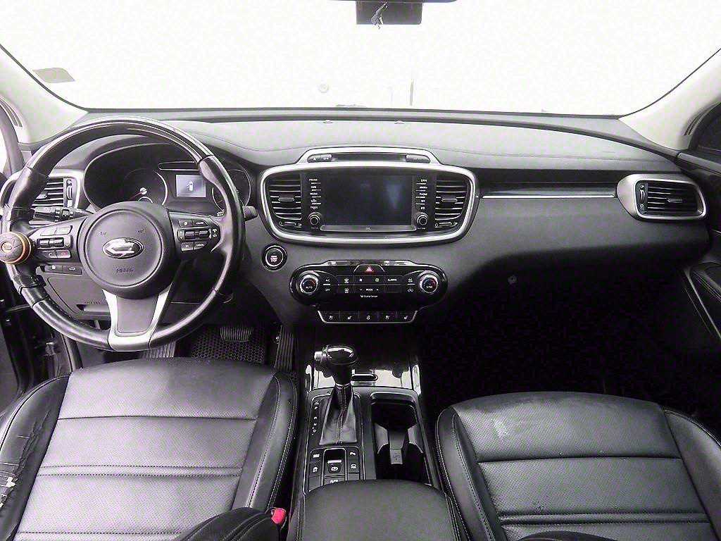 KIA Sorento - Vista 9