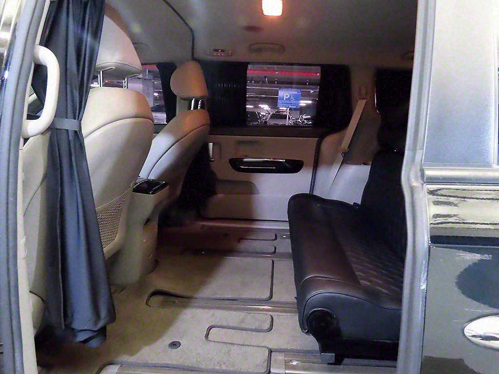 KIA Carnival - Vista 7