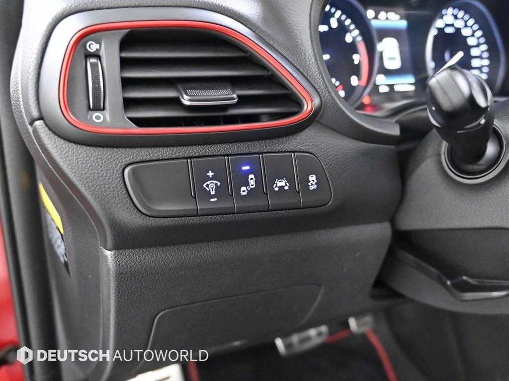 HYUNDAI i30 2018 Rojo - Importación desde Corea - HF Imports Iquique - Foto 16