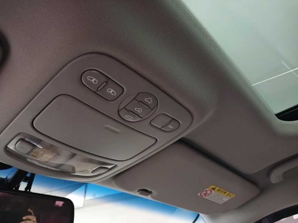 KIA Carnival 2011 Blanco - Importación desde Corea - HF Imports Iquique - Foto 17