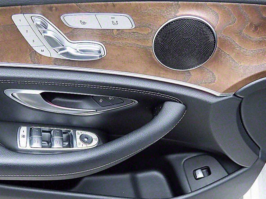 Mercedes Benz E class - Vista 11