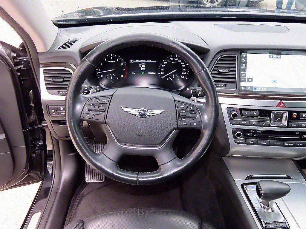 Genesis G80 - Vista 8