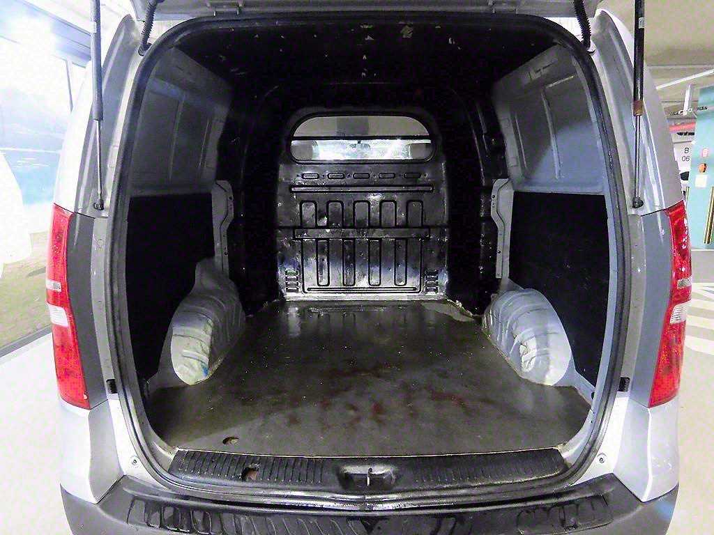 HYUNDAI Starex 2019 Plateado - Importación desde Corea - HF Imports Iquique - Foto 17