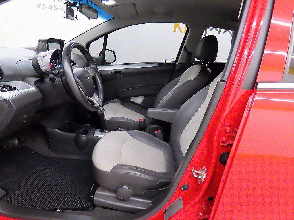 Chevrolet Spark - Vista 5