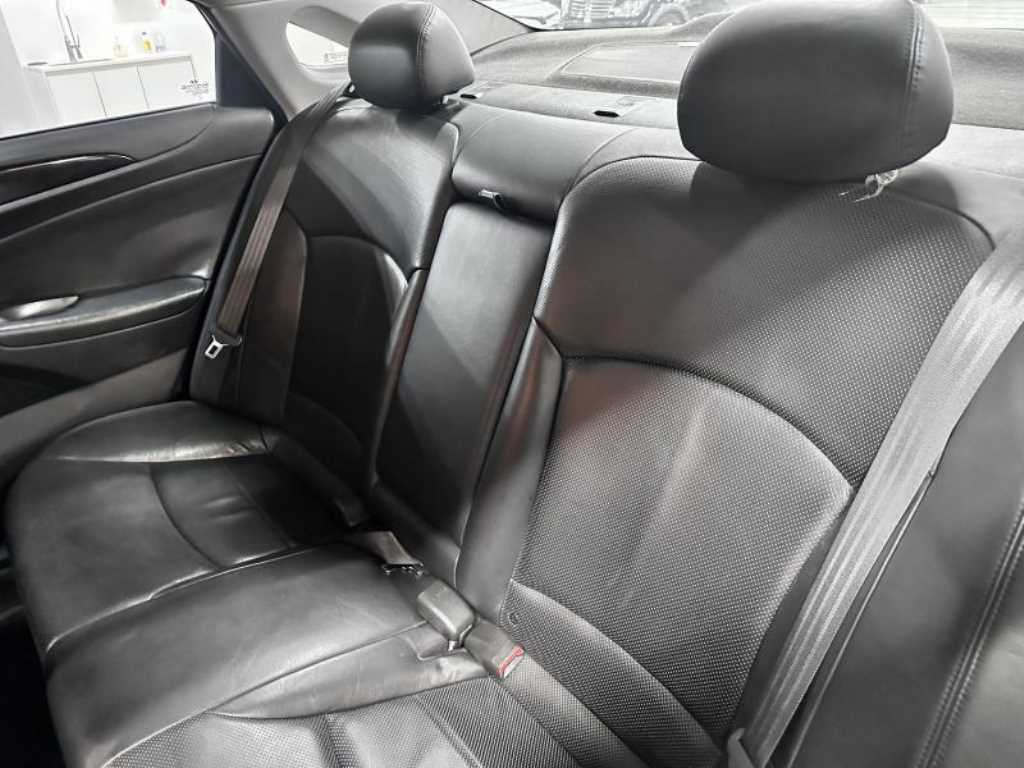 HYUNDAI Sonata - Vista 10