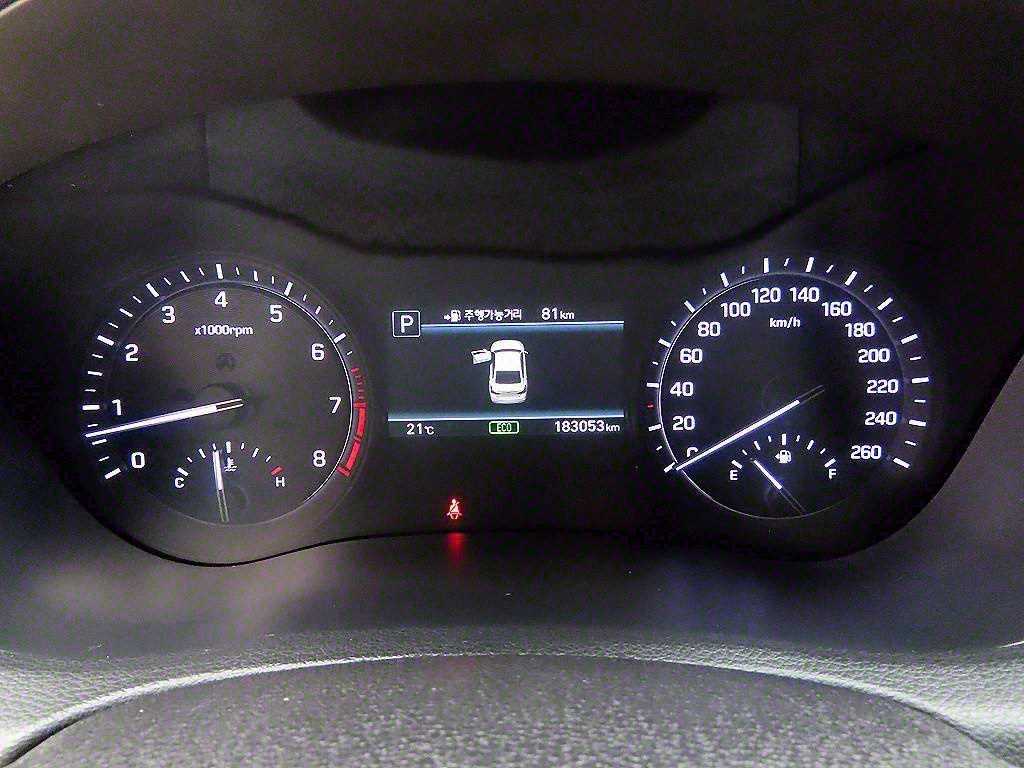 Genesis G80 - Vista 9