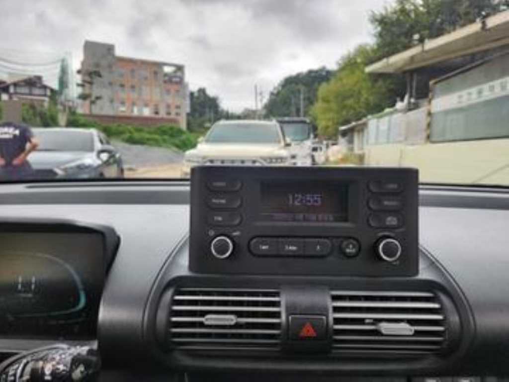 HYUNDAI Casper - Vista 7