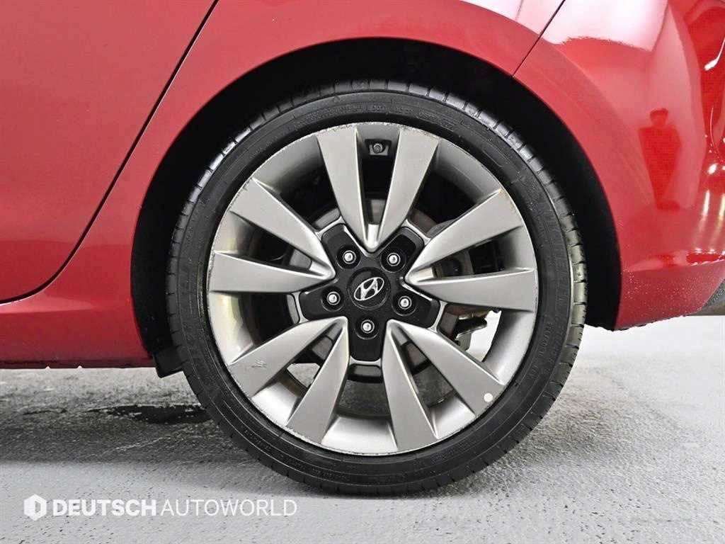 HYUNDAI i30 - Vista 5