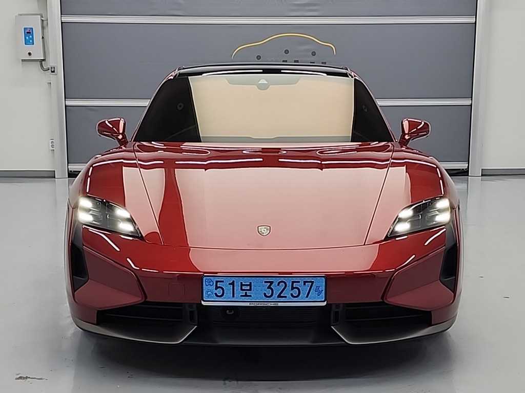 Porsche Taycan - Vista 2