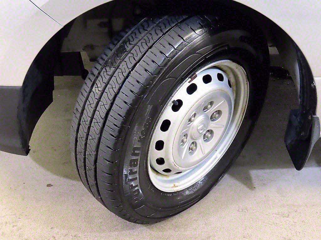 HYUNDAI Starex 2019 Plateado - Importación desde Corea - HF Imports Iquique - Foto 19