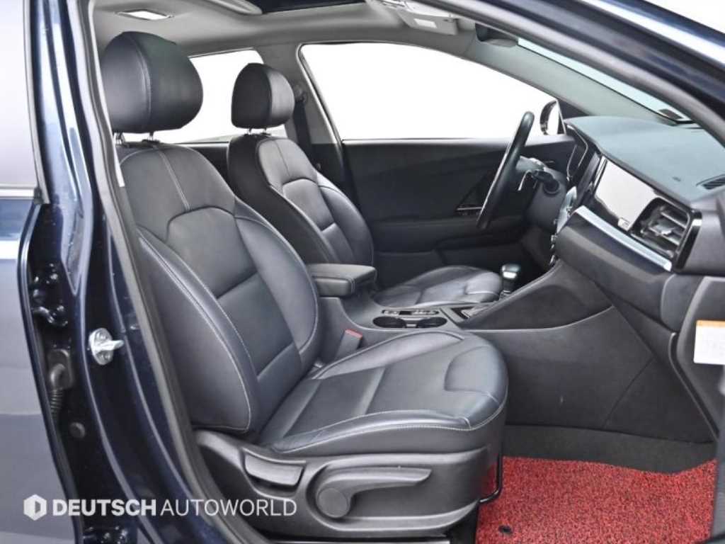 KIA Niro - Vista 10