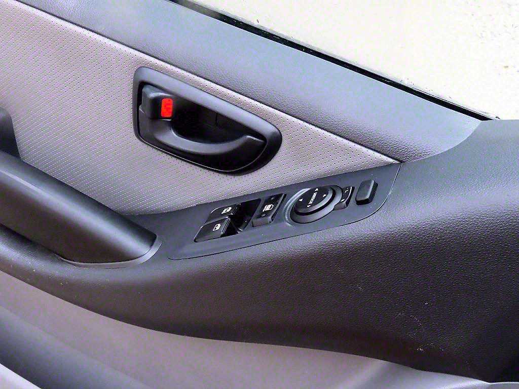 HYUNDAI Starex - Vista 12