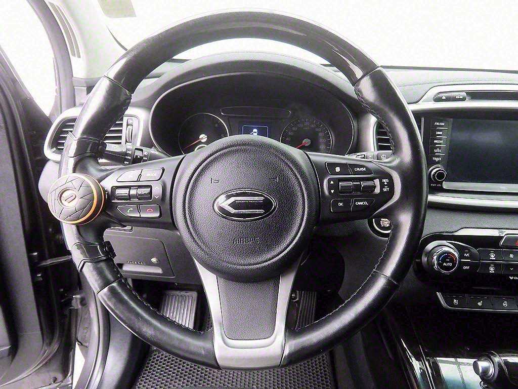 KIA Sorento - Vista 10