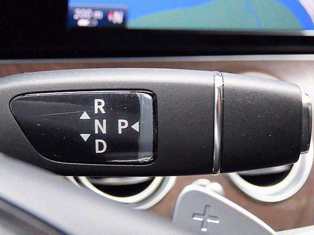 Mercedes Benz E class - Vista 10