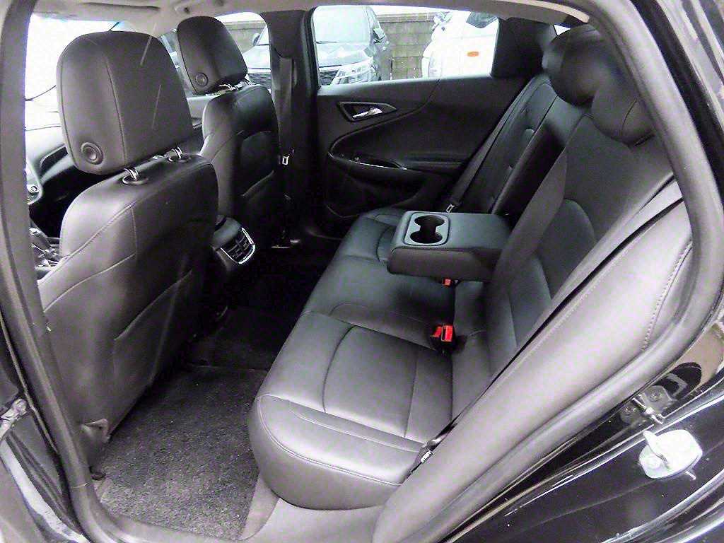 Chevrolet Malibu - Vista 6