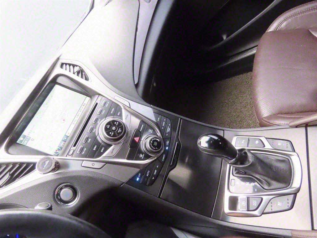 HYUNDAI Grandeur 2013 Blanco - Importación desde Corea - HF Imports Iquique - Foto 17