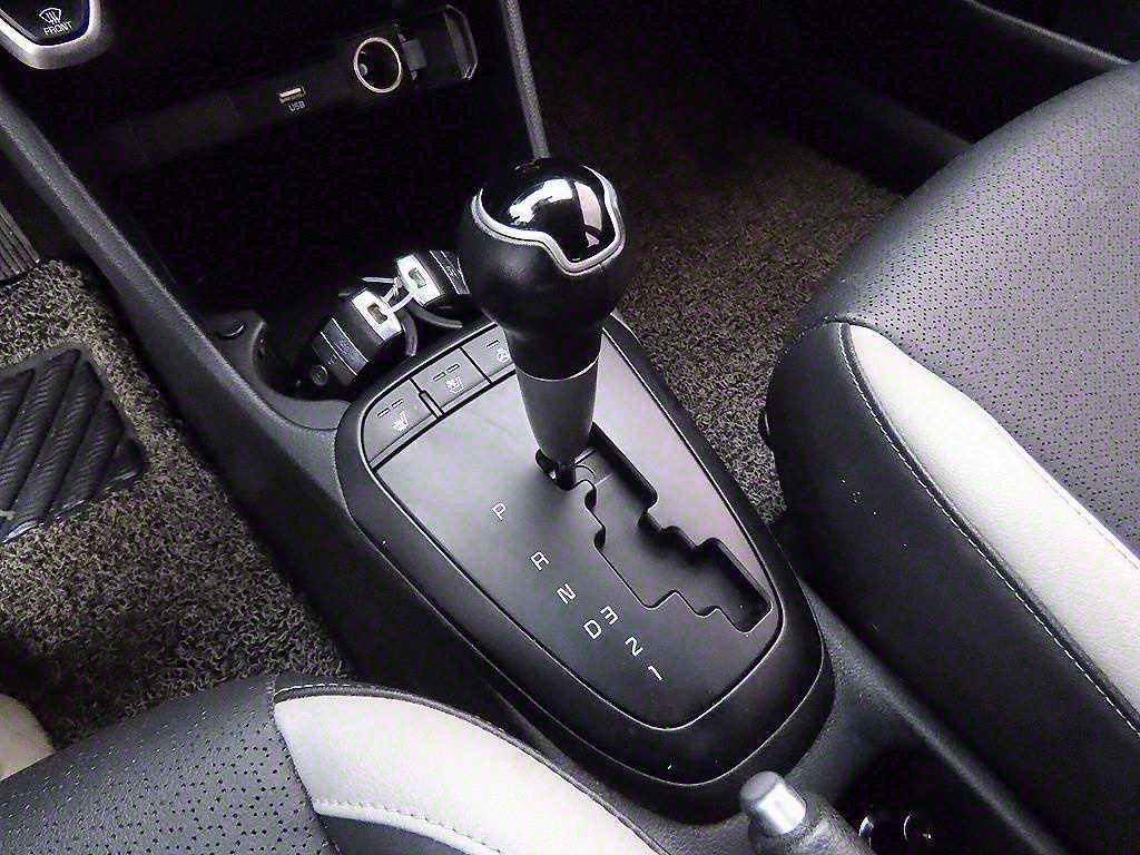 KIA Morning - Vista 10