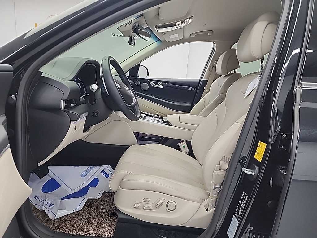 Genesis GV80 - Vista 11