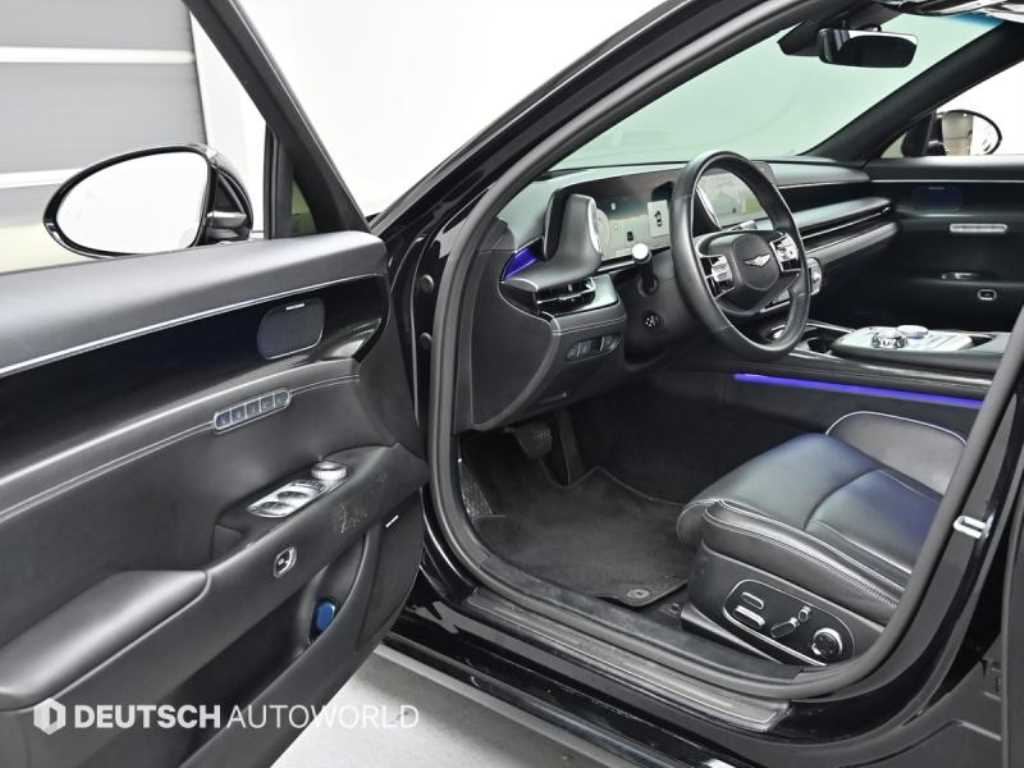 Genesis G90 - Vista 11