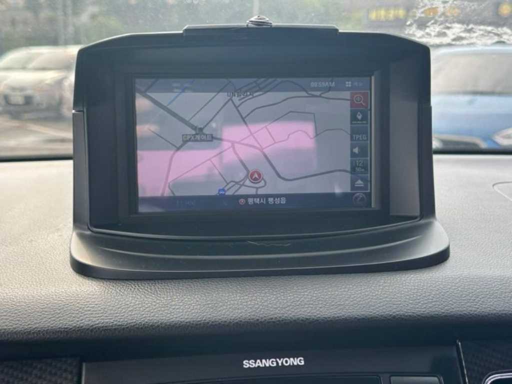 Ssangyong Korando - Vista 6