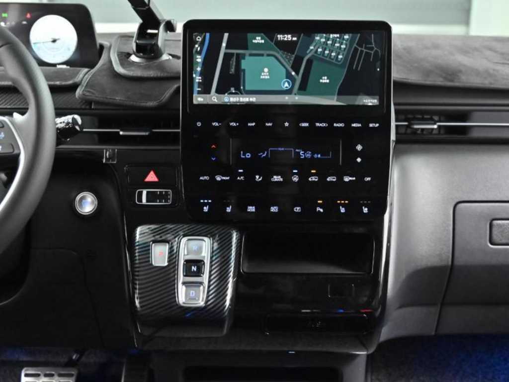 HYUNDAI Staria 2025 Blanco - Importación desde Corea - HF Imports Iquique - Foto 14