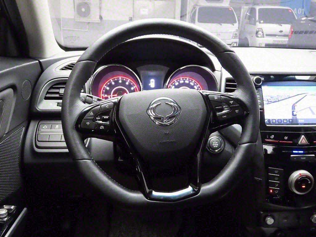 Ssangyong Tivoli - Vista 7